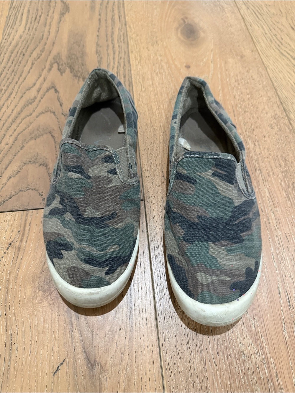 Women’s Camo Slip-On Shoes - Green Camo size 7